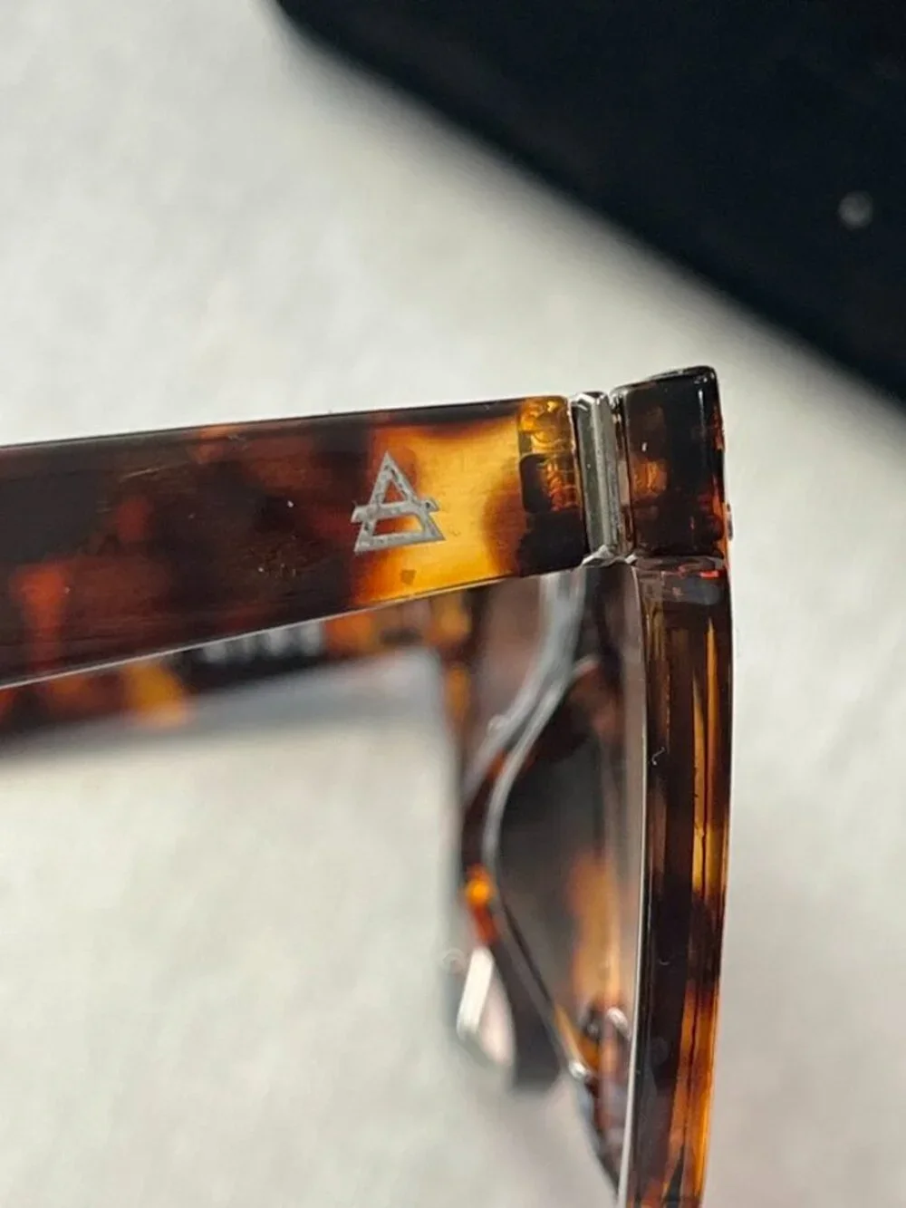 AIRE Kraz Square Sunglasses Rose Tortoise Brown Gradient Lens